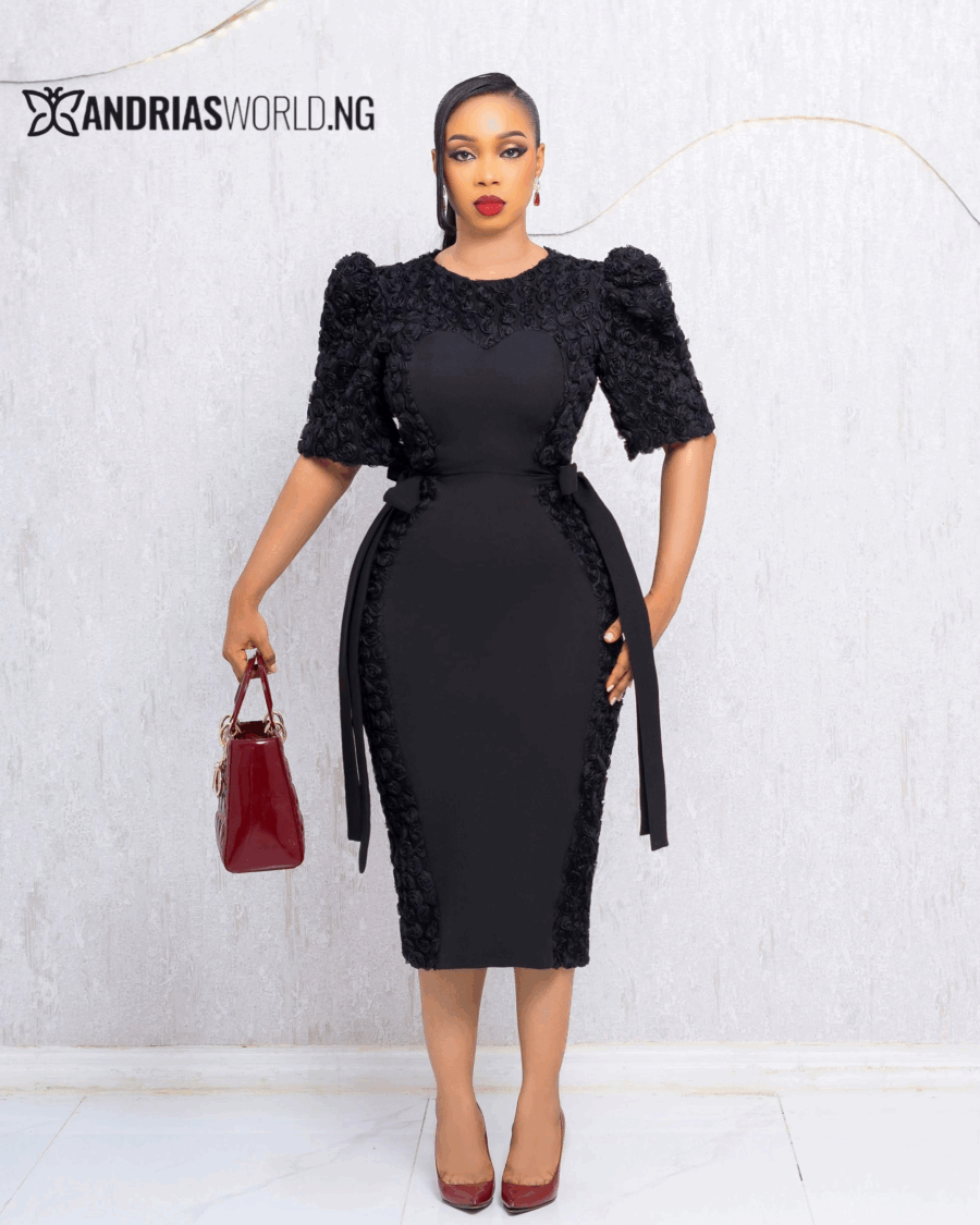 BLACK PUFFY SLEEVES PETAL DRESS